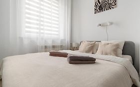 Large Apartment In Wola Near The Center
